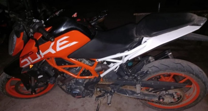 Encuentran abandonada una moto que había sido robada: cuesta más de 2 millones de pesos