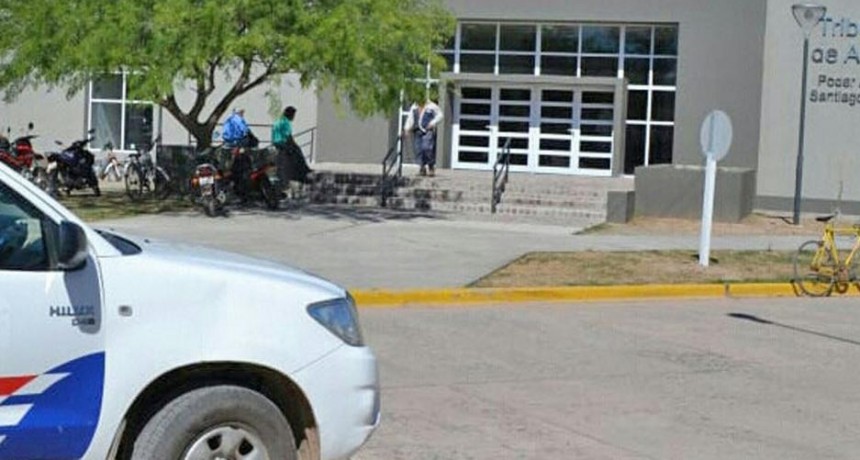 Tobillera electrónica para un policía que agredió a su pareja y terminó a los tiros