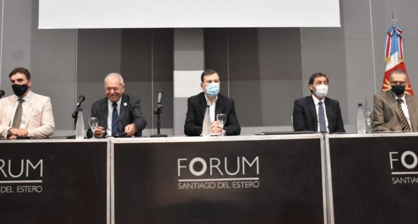 Zamora reveló que se prevé construir una nueva planta para abastecer de agua potable a la Capital