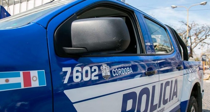 Córdoba: un nene de 4 años encontró desnuda a la maestra con un policía en un jardín de infantes