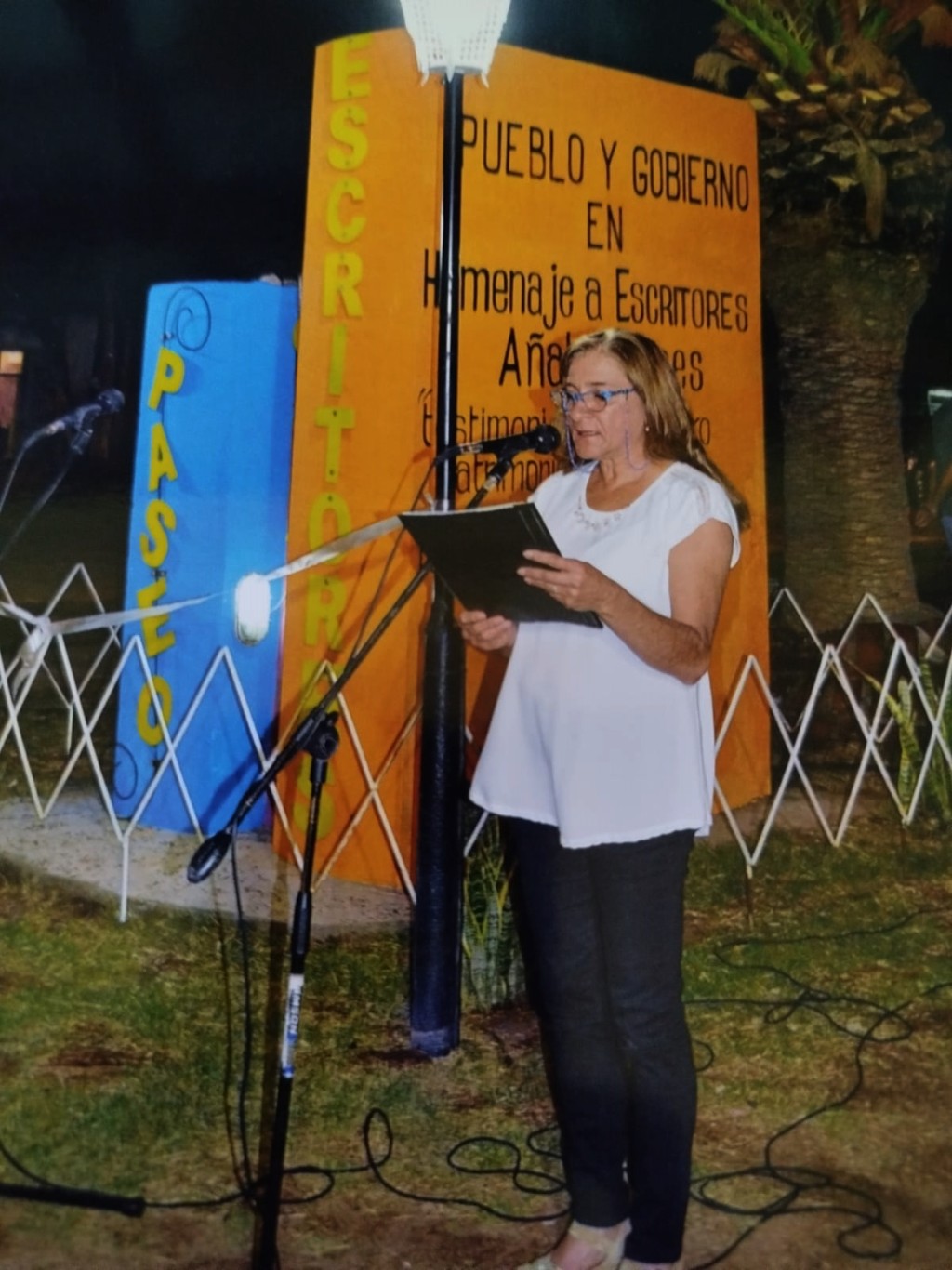 Marzo de Homenajes: una inquieta escritora a&ntilde;atuyense