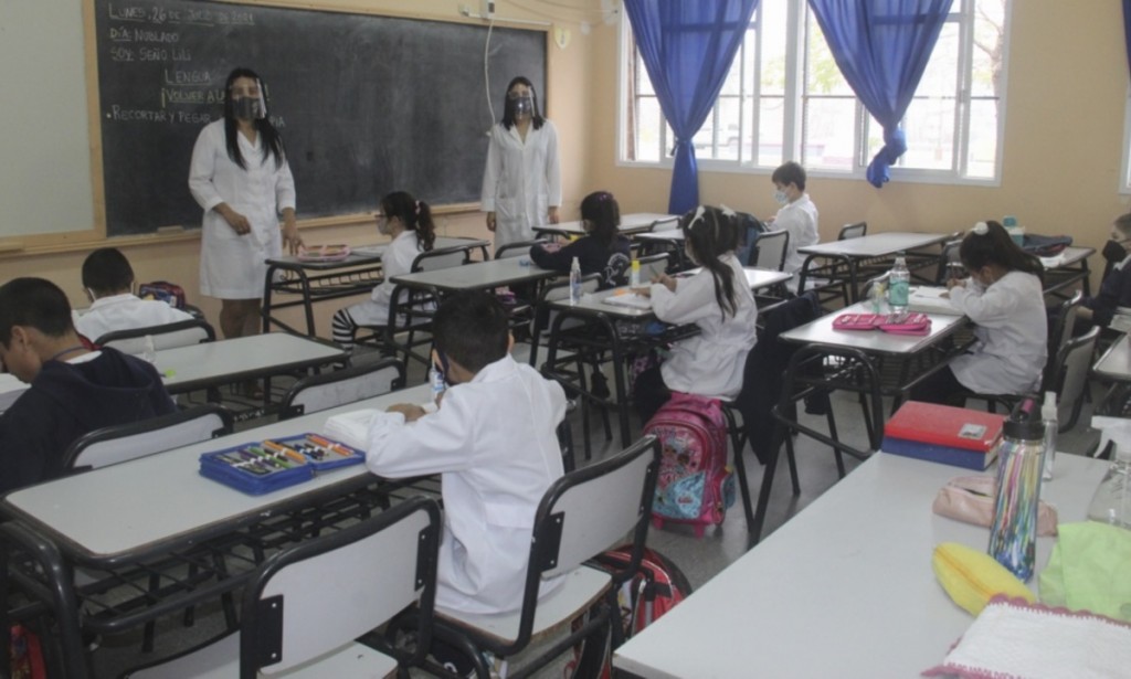 Sumarán una hora más de clases en las escuelas primarias de todo el país