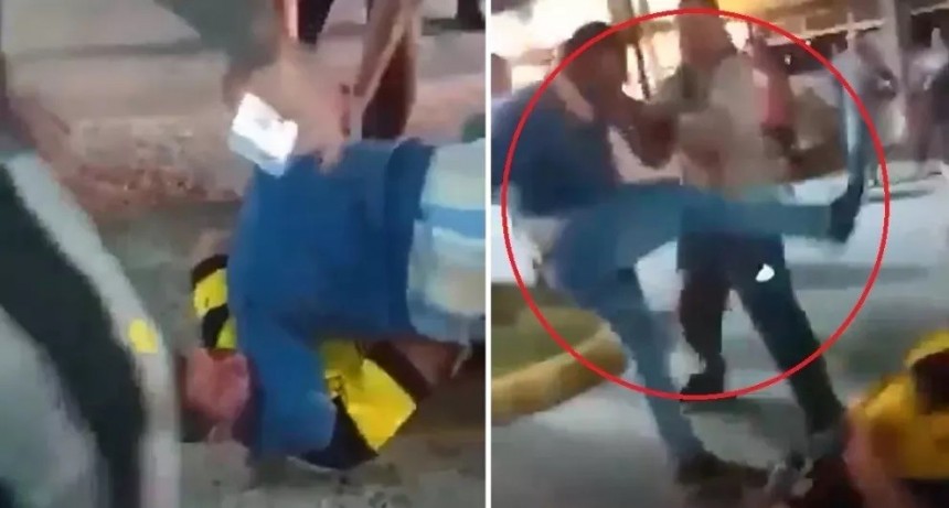 Violenta pelea entre primos en la calle