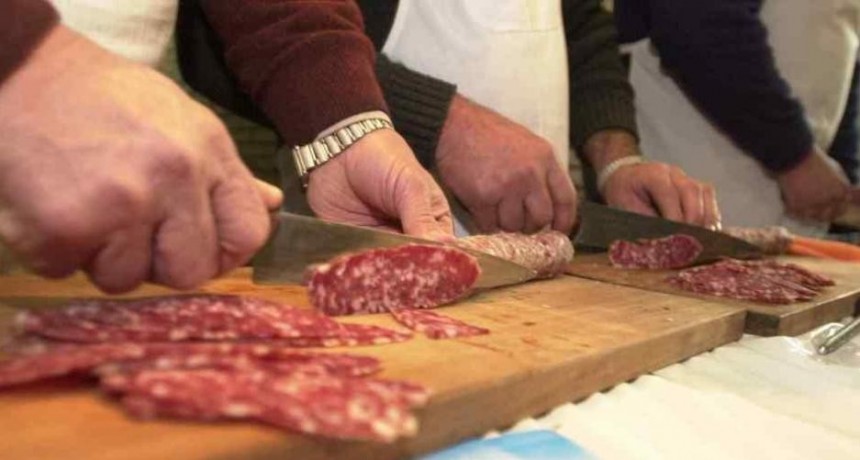 Detectan 59 casos de triquinosis por consumir chorizo y salame contaminados