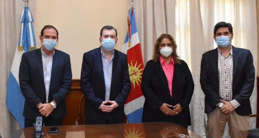 Zamora comprometió su apoyo para la creación de la Facultad de Ciencias Económicas de la Unse