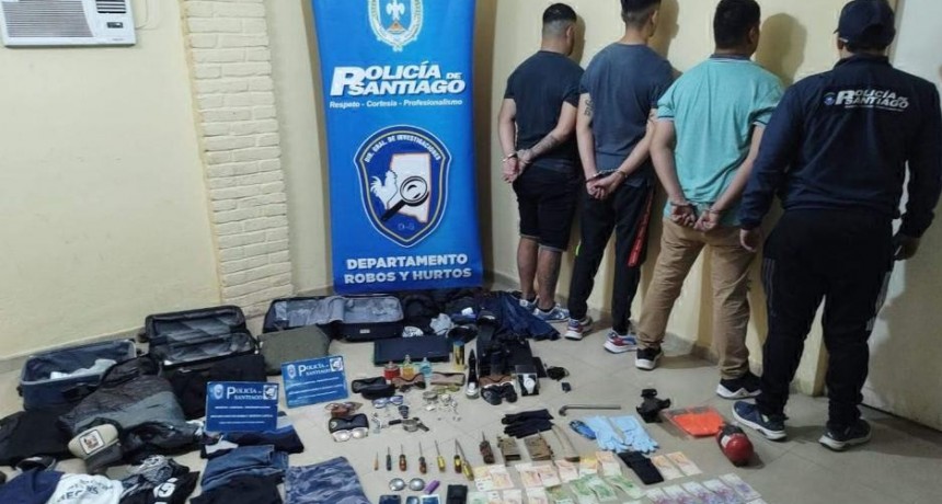 Sospechan que 4 cordobeses robaron a 3 familias joyas de oro, plata, $800.000 y dólares