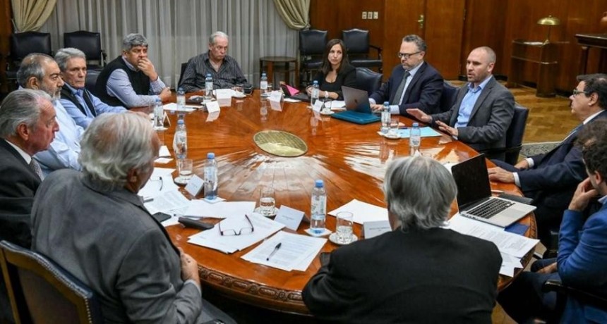 El Gobierno adelantó a junio los aumentos del Salario Mínimo: de cuánto será