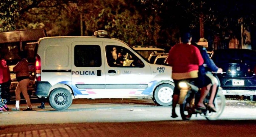“Si llegas a hablar o denunciar, te voy a matar a vos y a tu hija”, amenazó un adolescente a dos mujeres al asaltarlas en sus casas