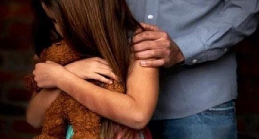 Abusaba de su nieta y le daba dinero para que guardara silencio