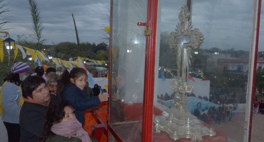 Enormes muestras de fe en Mailín, tras dos años sin poder visitar al Señor de los Milagros
