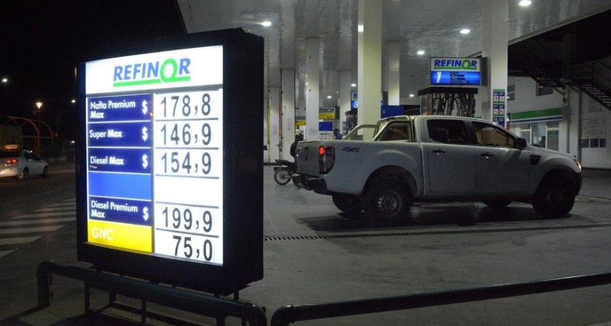 En pleno desabastecimiento las naftas suben hasta el 11% y gasoil hasta el 24%
