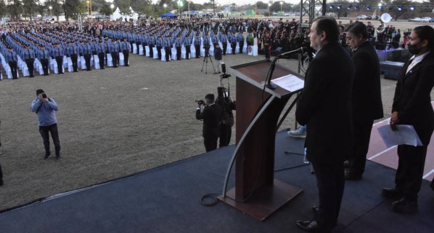 Egresaron 536 agentes de la Policía de Santiago del Estero