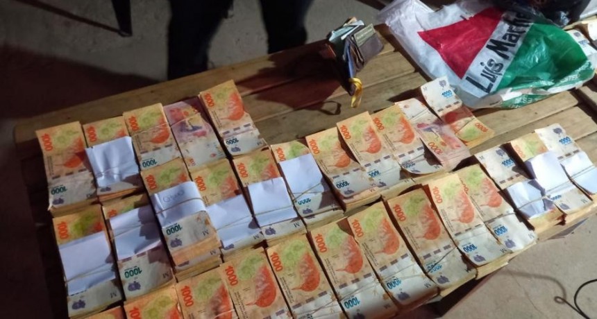 Realizan múltiples allanamientos en Córdoba para apresar a los prófugos por el millonario asalto a empresario