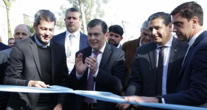 El gobernador Zamora y Lammens resaltaron la importancia de invertir en el área del turismo
