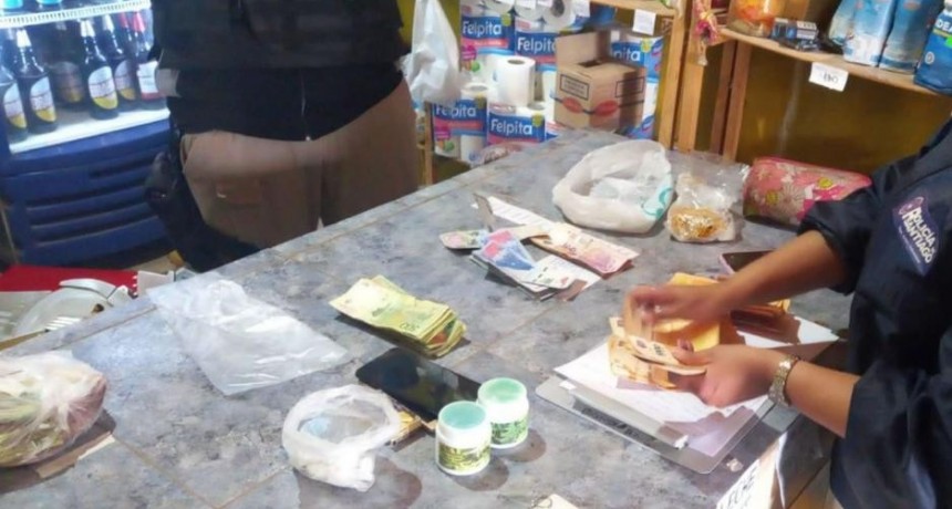 En un polirrubro vendían hasta cocaína