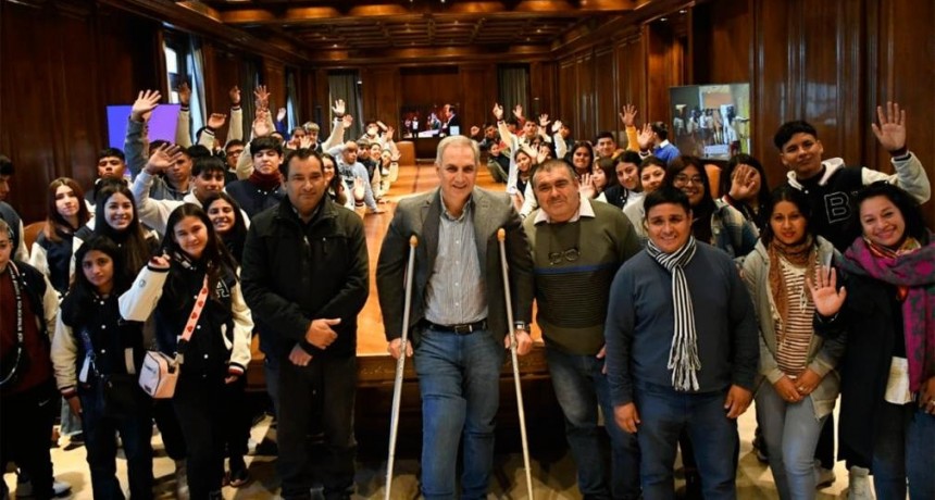 Alumnos de Icaño visitaron Casa de Gobierno