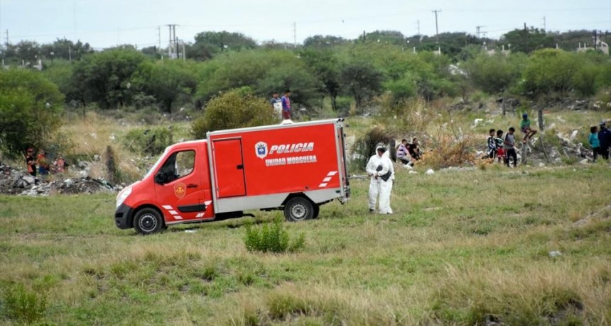 Tragedia en Atamisqui: un adolescente al volante volcó y una mujer murió en el acto