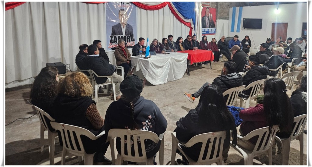El Frente C&iacute;vico de A&ntilde;atuya oficialmente present&oacute; a sus candidatos 
