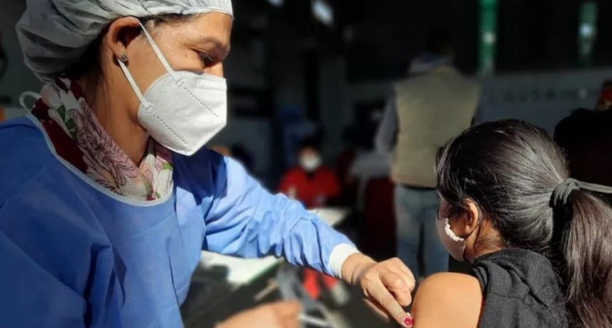 Actualizan las condiciones y los días de aislamiento para casos de Covid-19