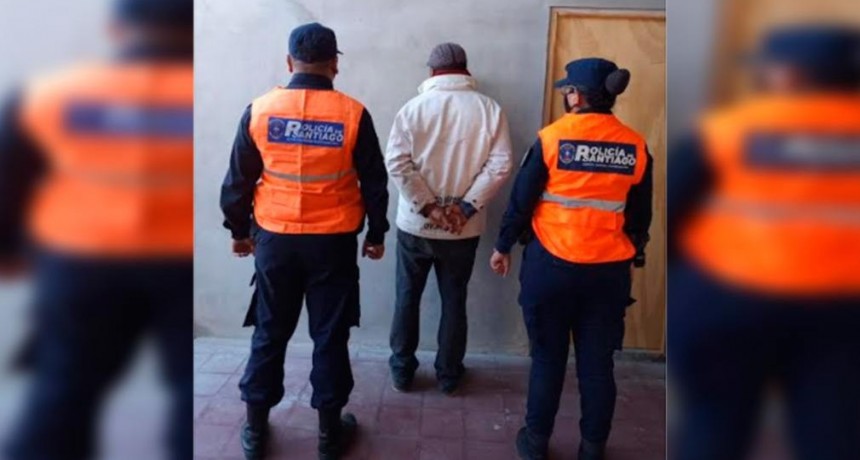 Un hombre con pedido de captura por abuso sexual y corrupción de menores paseaba por Garza