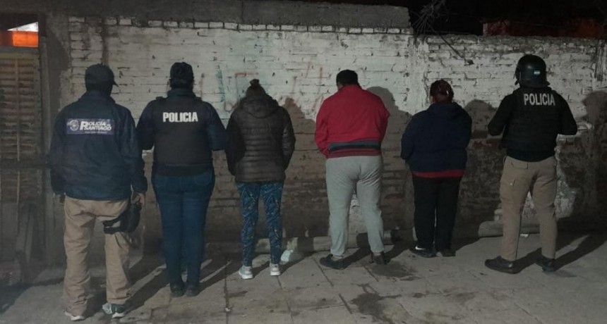Utilizaban menores de entre 15 y 16 años y a su bebé de meses para vender cocaína y marihuana