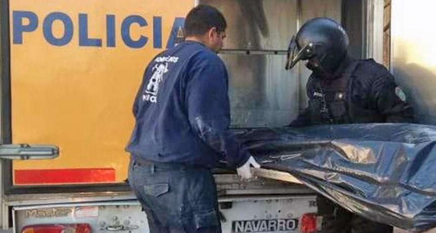 Encuentran a un detenido muerto en una celda de la comisaría y ordenan autopsia