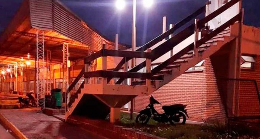 Una mujer amenazó con arrojarse del techo de la terminal de ómnibus