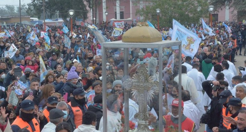 Mailín se prepara para la Fiesta Chica del Señor de los Milagros que será en septiembre