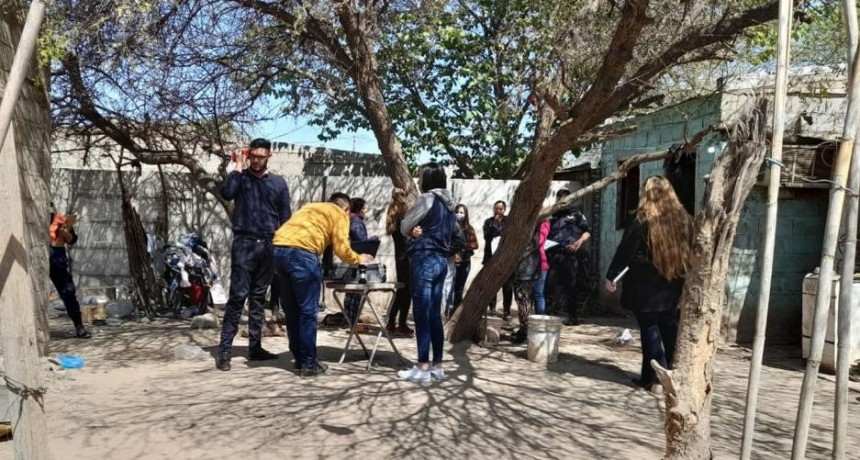 Hallan a una bebé muerta y sus padres, alcoholizados, fueron aprehendidos