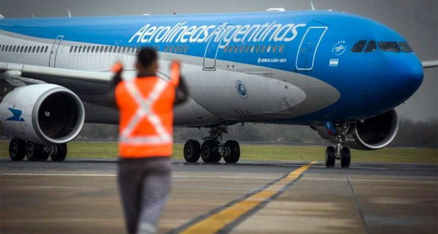 Anses y Aerolíneas acordaron viajes con descuentos para jubilados