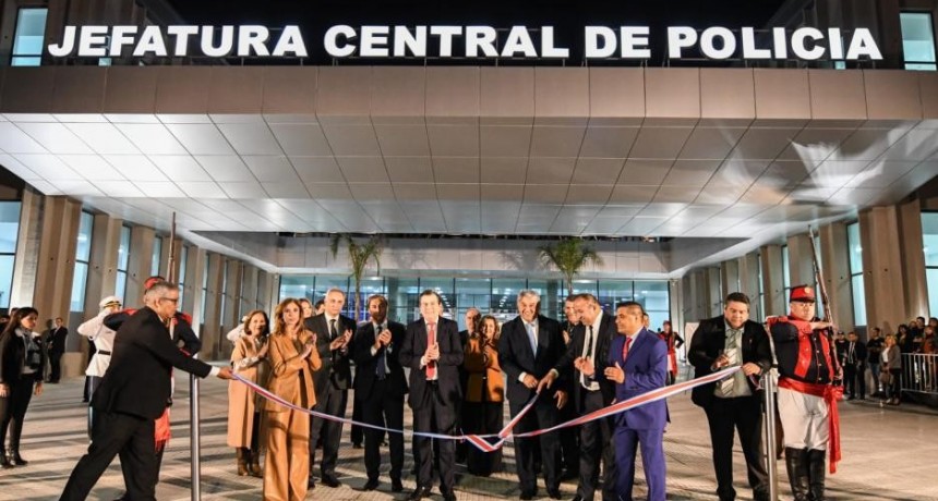 Zamora habilitó el nuevo edificio de la Jefatura de Policía