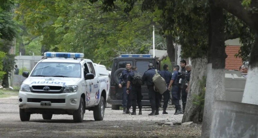 Detienen a profesor de música, acusado de abusar de una alumna de 3 años 