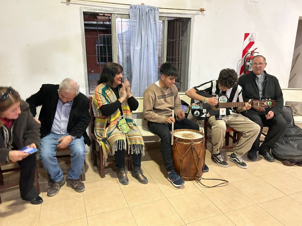 EL PROGRAMA “DANZA DE VIRTUDES”, LLEGA AL OBISPADO DE AÑATUYA.