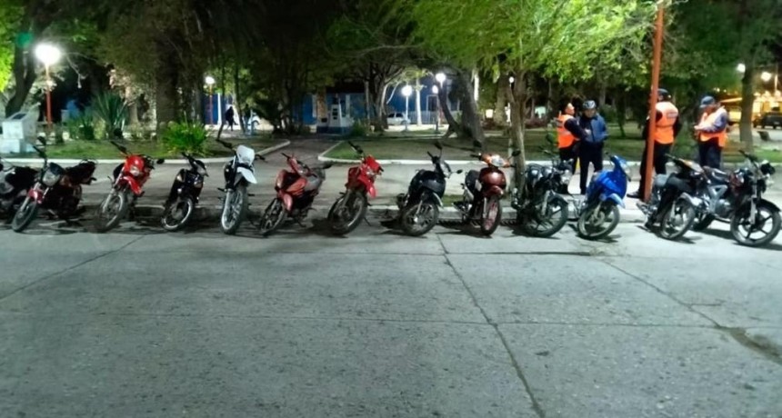 Secuestran motos en un operativo de control vehícular